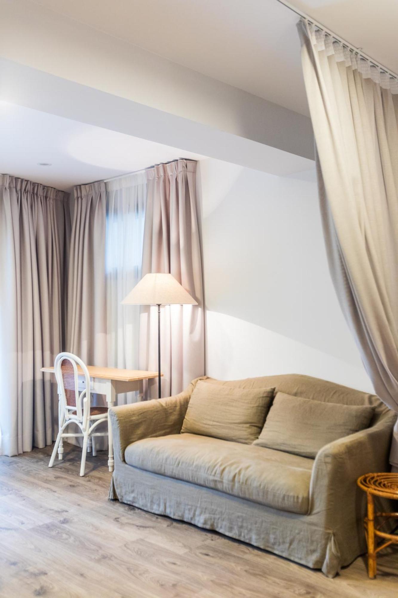 Le Petit Boutique Hotel (Adults Only) Santander Exteriör bild