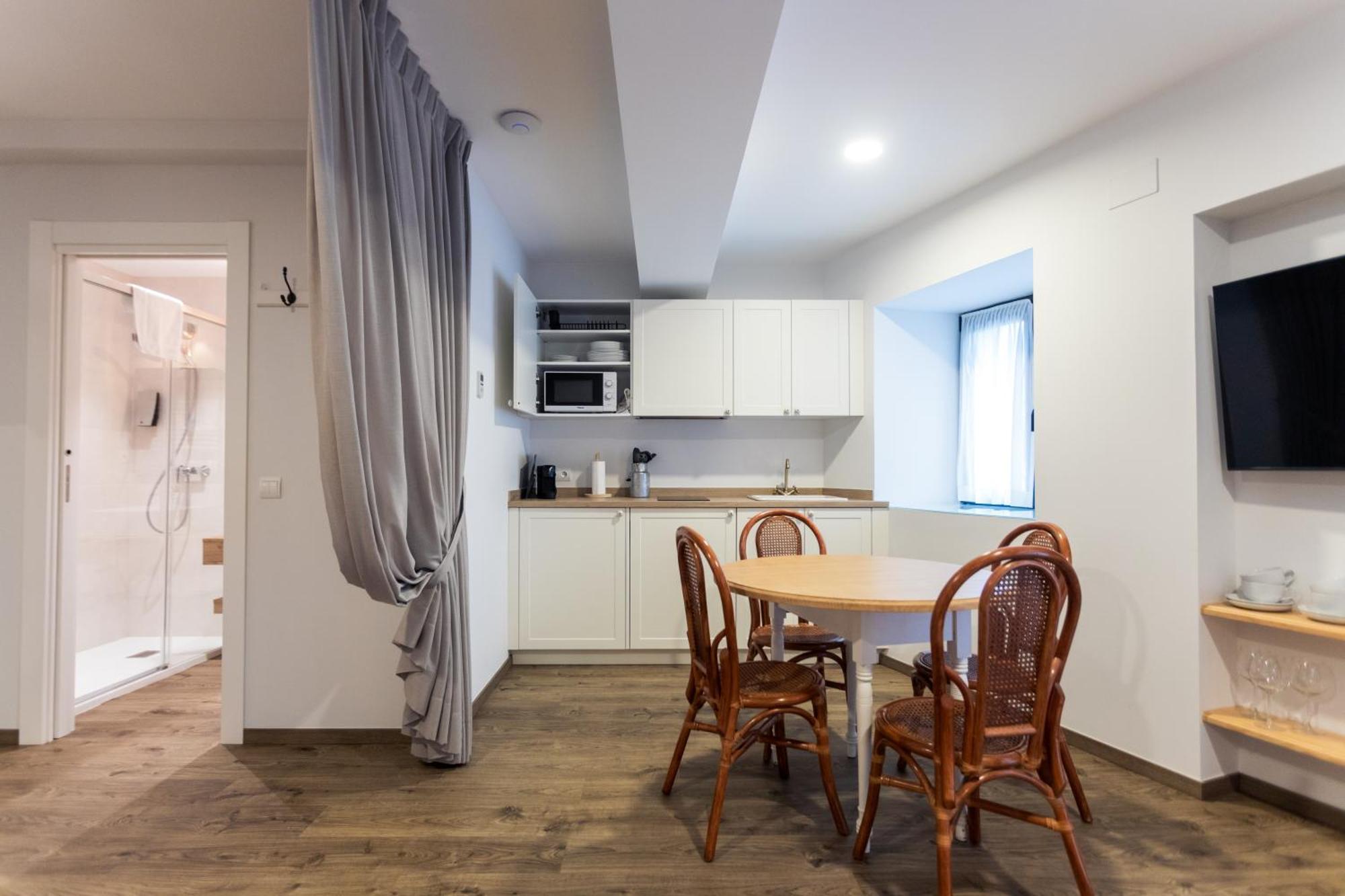 Le Petit Boutique Hotel (Adults Only) Santander Exteriör bild