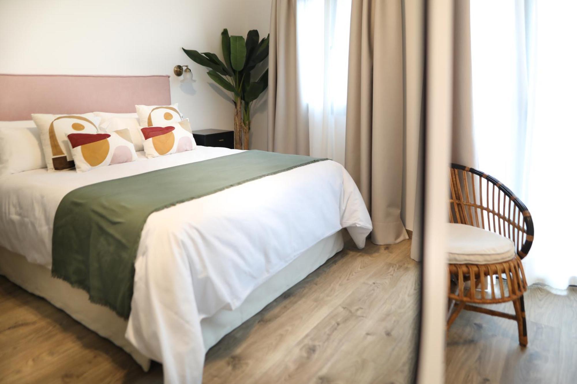 Le Petit Boutique Hotel (Adults Only) Santander Exteriör bild