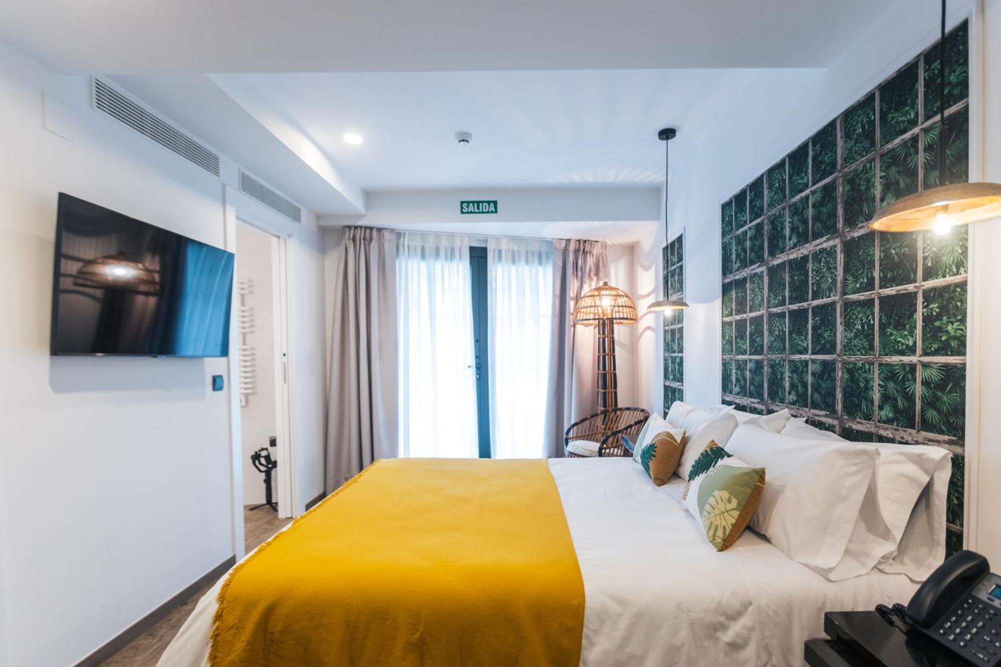 Le Petit Boutique Hotel (Adults Only) Santander Exteriör bild