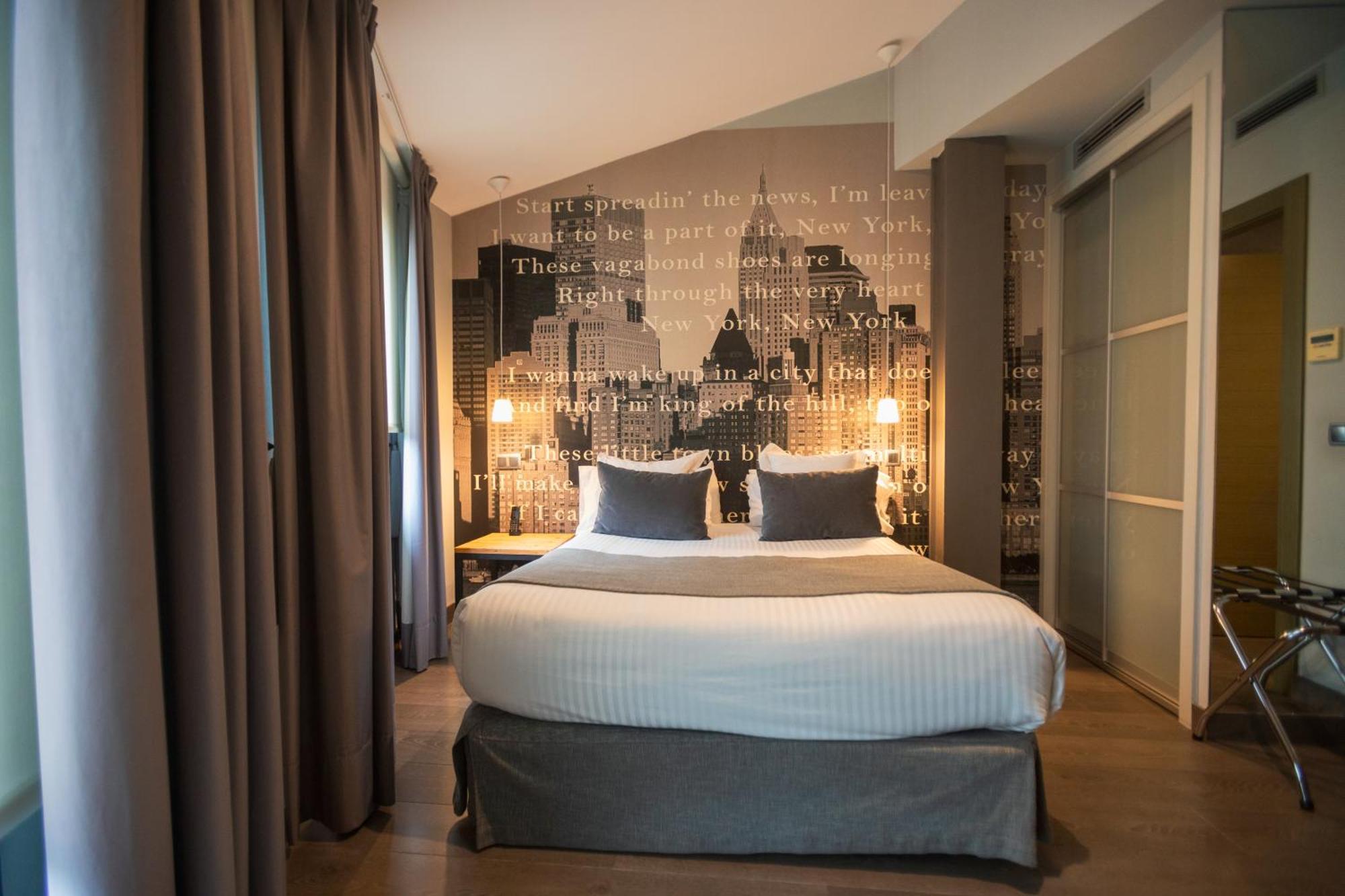 Le Petit Boutique Hotel (Adults Only) Santander Exteriör bild